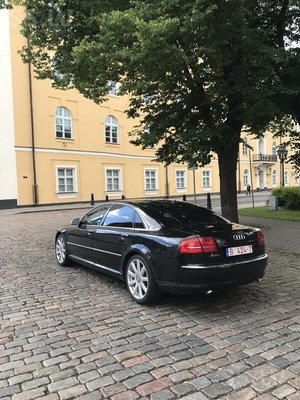 audi-a8-14869656.800.jpg