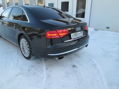 Audi A8L 002.jpg