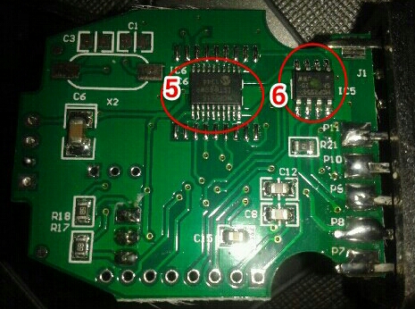 Сторона БЕЗ ЛАМПОЧКИ:<br />5. MCP2515<br />    IST (e3)* SWR<br />    1344<br />6. MCP2511<br />    SN...20<br />    CWW<br /><br />* - &quot; е3 &quot;обведено кружком