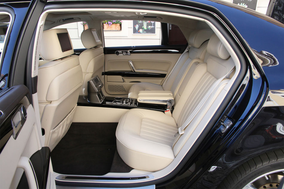 Volkswagen-Phaeton-2014-salon-3.jpg