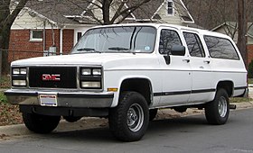 280px-GMC_Suburban_--_12-14-2011.jpg