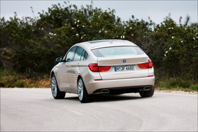 db-weekly-funfundzweinzich-03-bmw-5-gt-15.jpg
