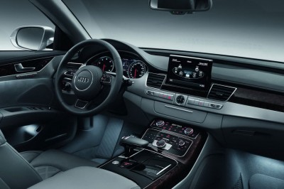 audi_a8l_w12_d4_interior[1].jpg