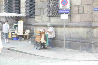 Старый шарманщик в Дрездене.