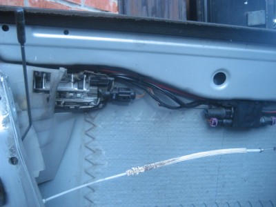 сняли обшивку и рамку