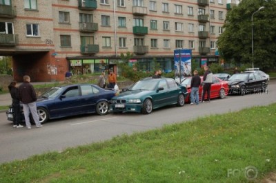 bmw_01.jpg