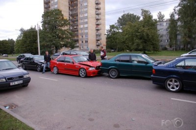bmw_02.jpg