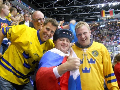 Победа шведов в четвертьфинале над чехами. Мы за них болели, ну точнее против чехов))))))