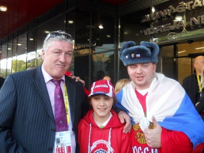 Единственный из знаменитых людей, с которым удалось сфоткаться))) - Пан Милош Ржига, явно не рад, что его заметили))