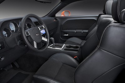 dodge_challenger_srt8_39.jpg