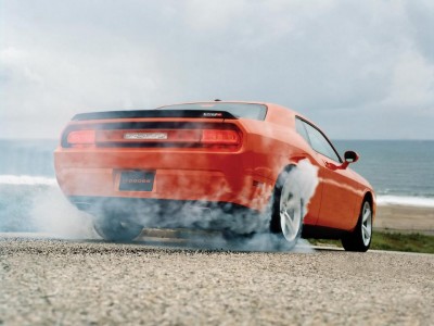2008-Dodge-Challenger-SRT8-Burnout-at-Shore.JPG