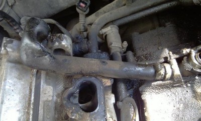 Треснут - сделан как-будто из пластика