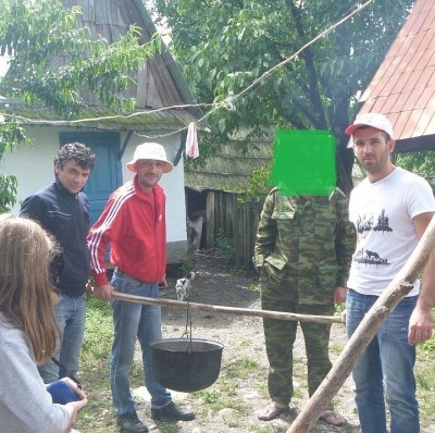 На утро сварганили на быструю руку отличный суп из двух куриц...