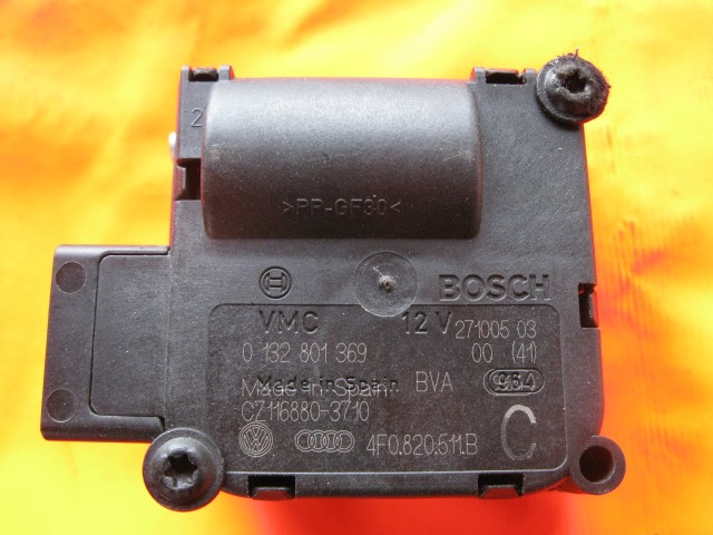 3254556901.jpg