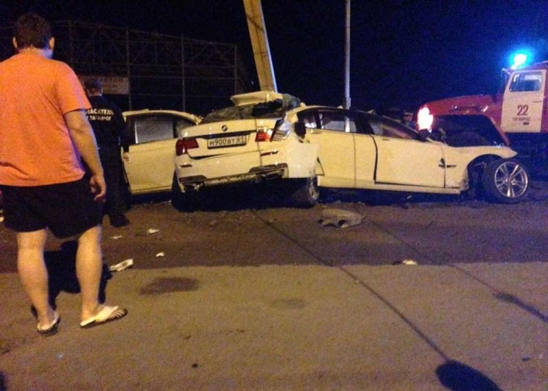 bmw_crash_01.jpg