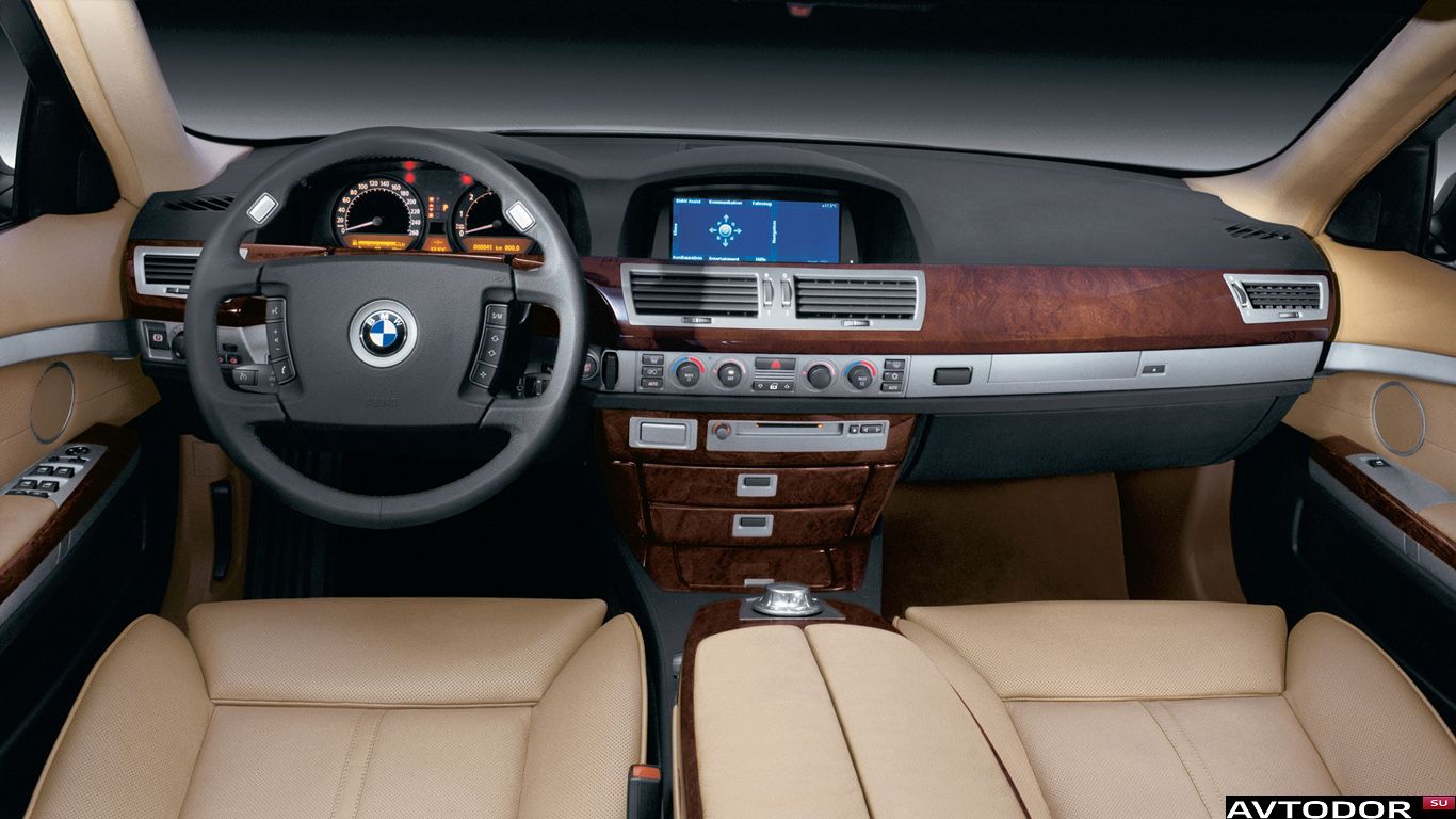 BMW-7-series-2002-1366x768-007.jpg