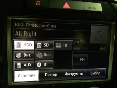 Поддерживаются все носители, в том числе и BT- качество очень достойное