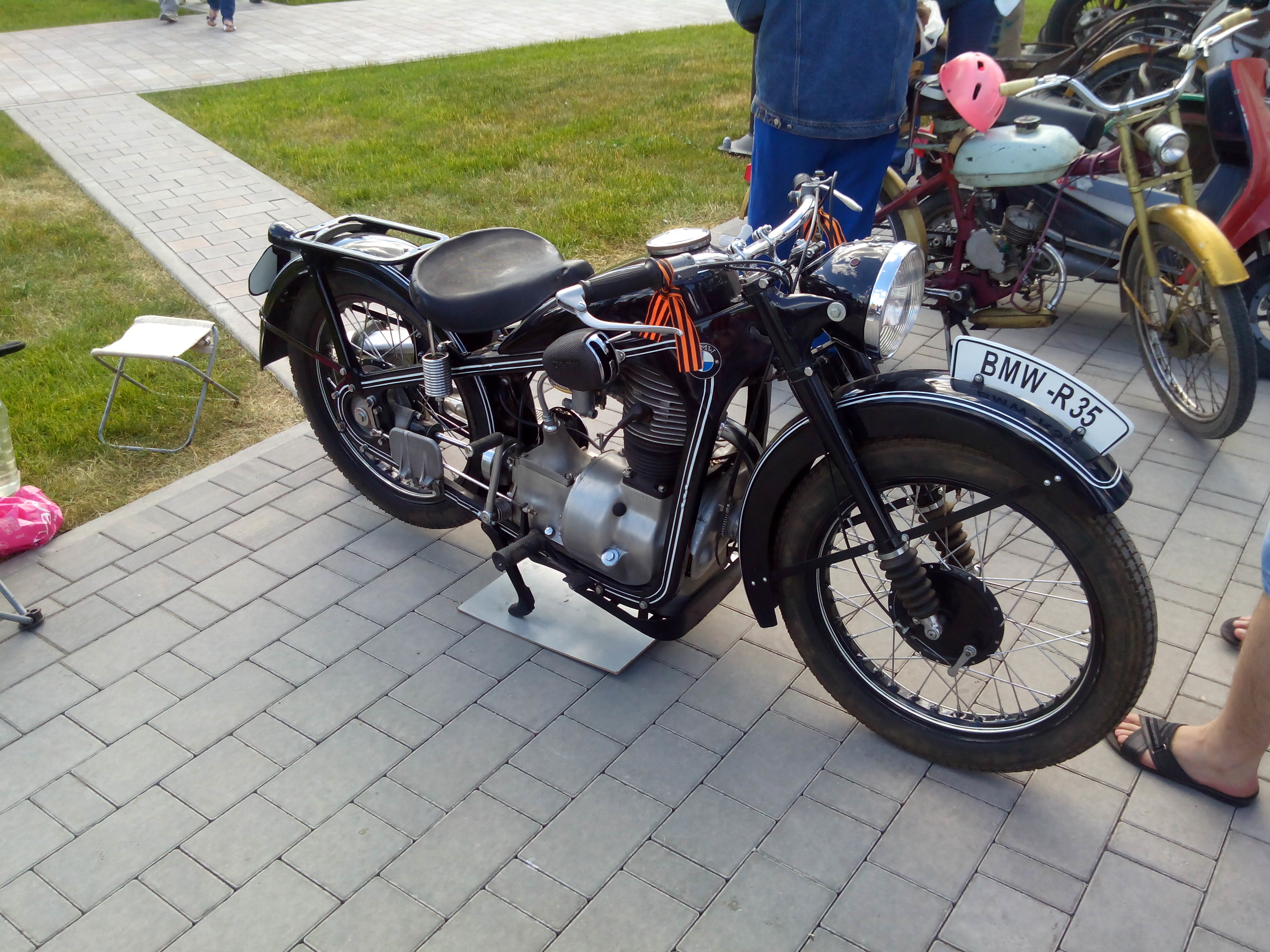 IMG-1434112745882-V.jpg