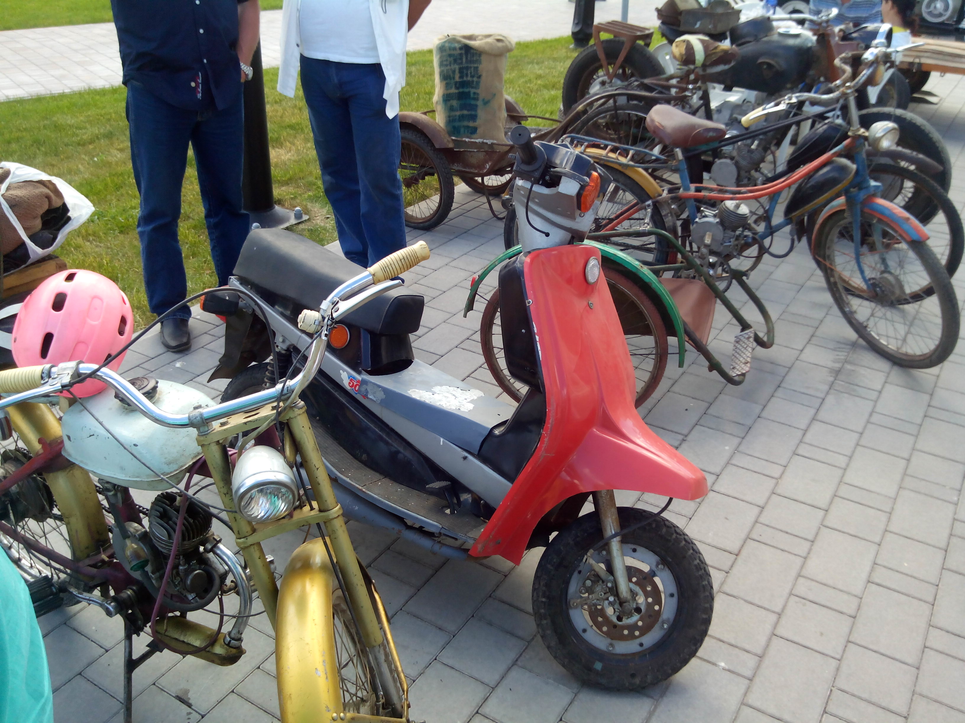 IMG-1434112772266-V.jpg