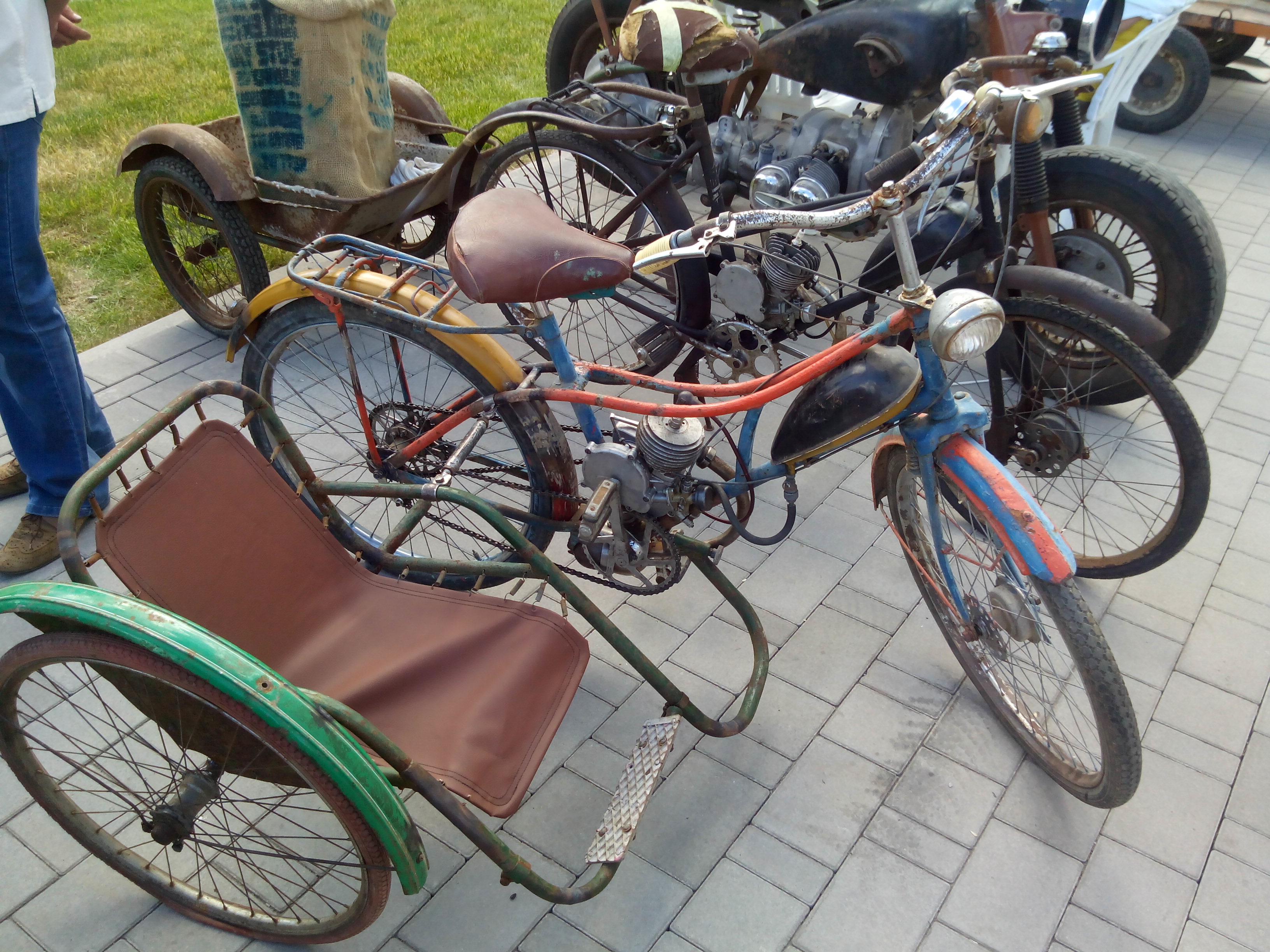IMG-1434112790797-V.jpg