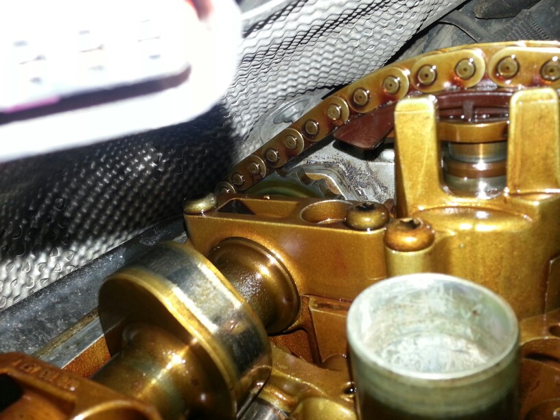 правая голова на ней еще хуже но снизу