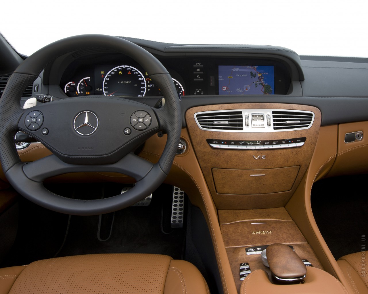mercedesbenz-cl-class-2011-002329b-1280x1024.jpg