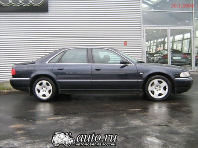 AudiA8_05.jpg