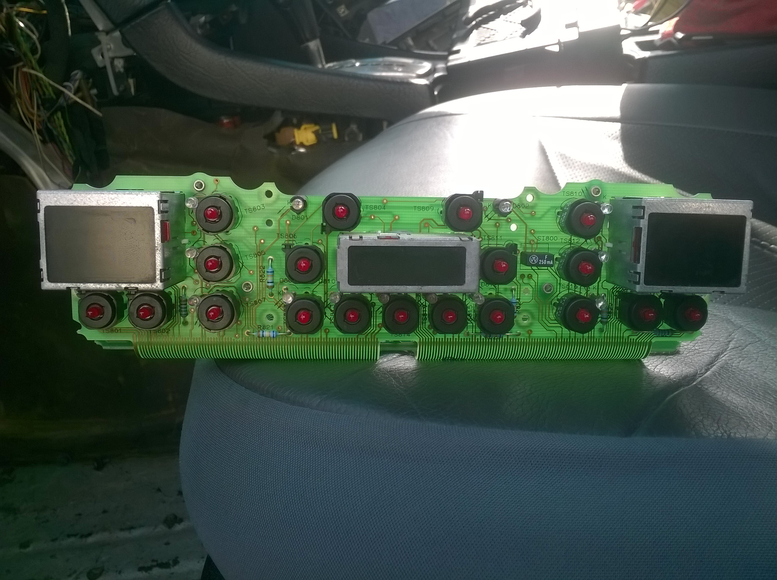 Вот так выглядит вынятая плата